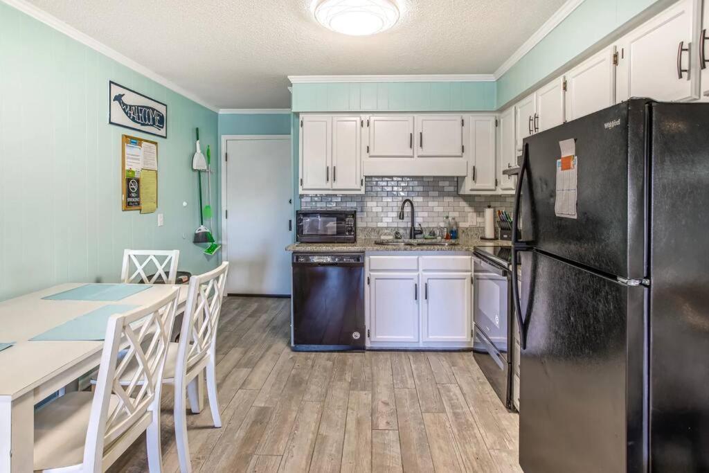 First Floor With Ground Floor Access - Steps To The Beach! Apartamento Myrtle Beach